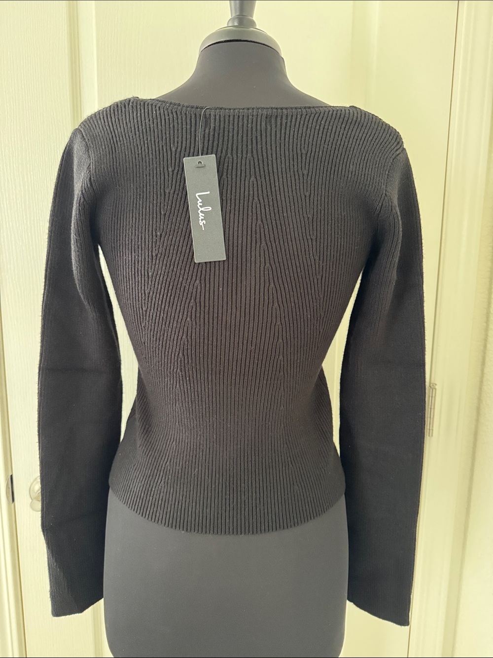 Lulu's Black Ribbed V-Notch Long Sleeve Sweater Top - Picture 4 of 4
